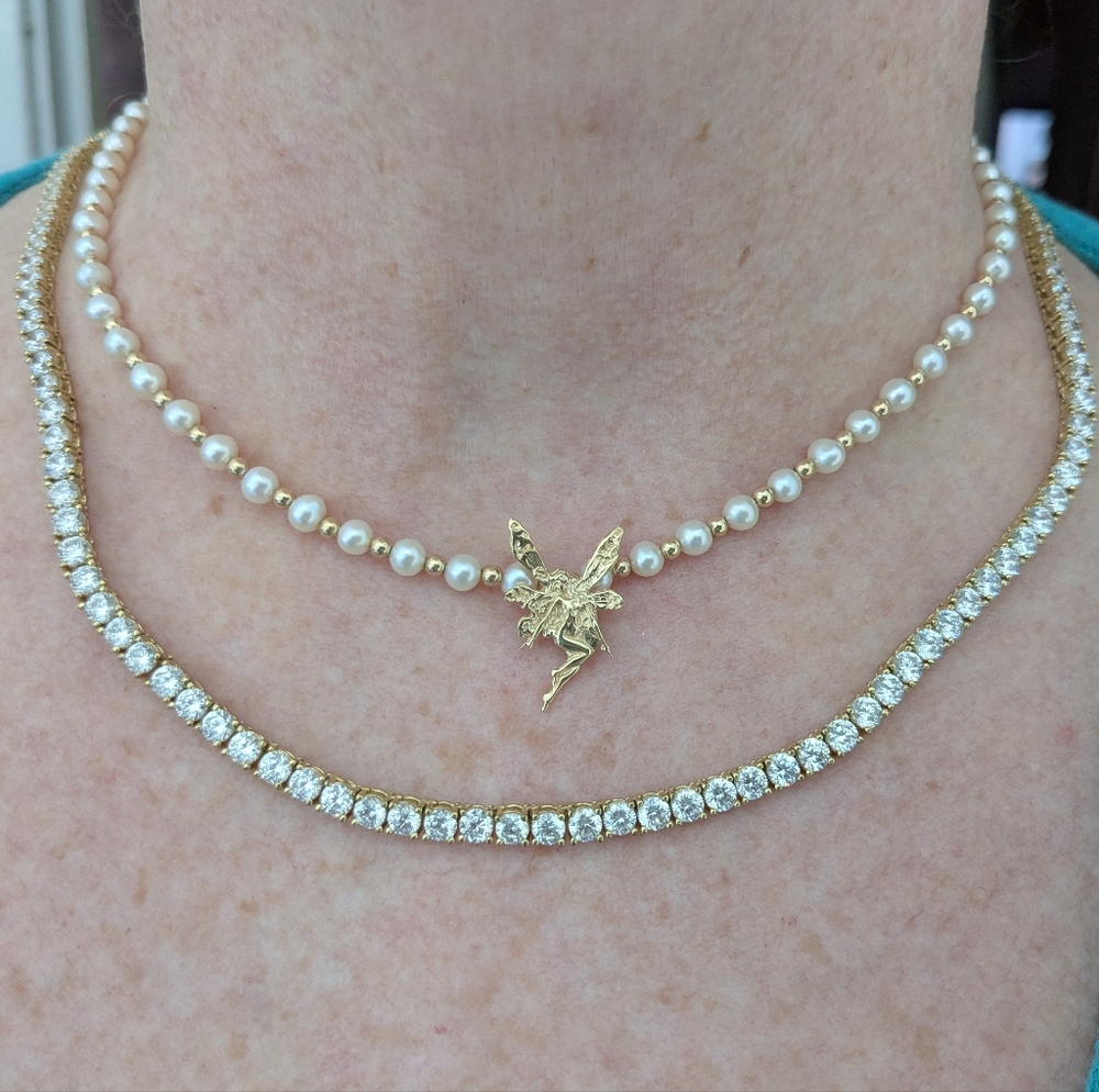 14k Yellow Gold Beaded Pearl Necklace With Fairy Pendant - Picture 4 of 15